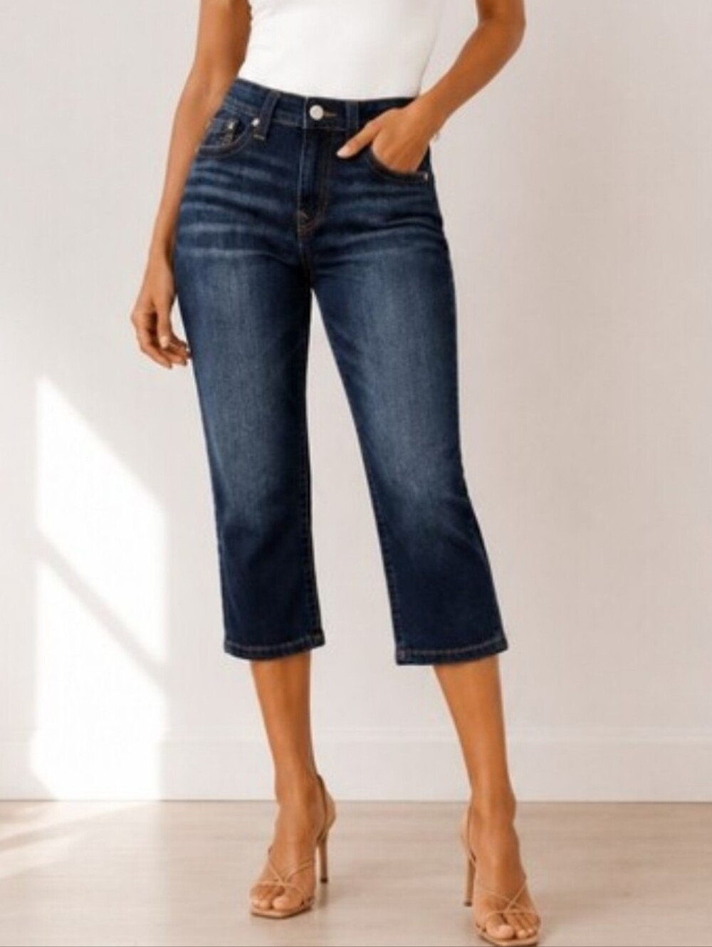 True Religion High-Rise Denim Straight Leg Capri Jeans (Size: 32)